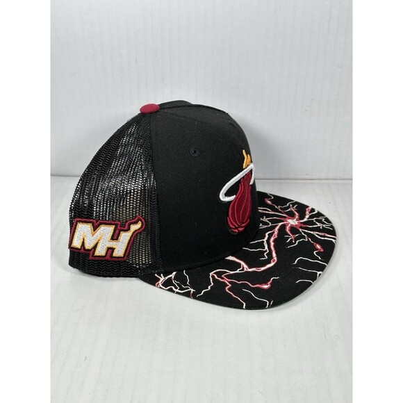 Mitchell & Ness Miami Heat NBA Recharge Adjustable Snapback Hat Cap NWT - Picture 2 of 5